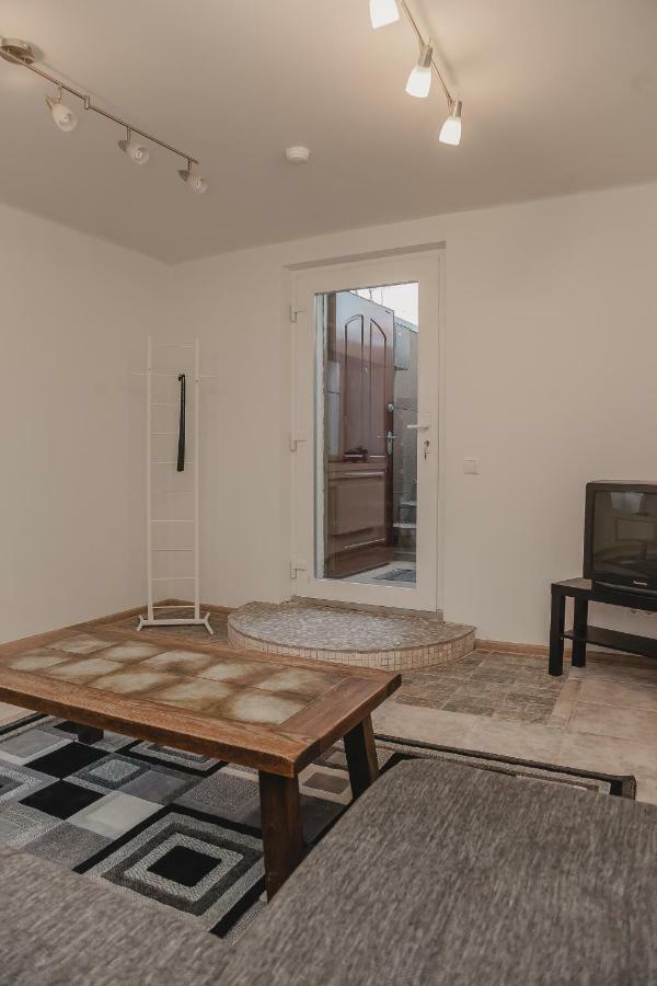 Ugnies Kaukes Apartament Kestucio Gatve 17 Apartment Вилнюс Екстериор снимка